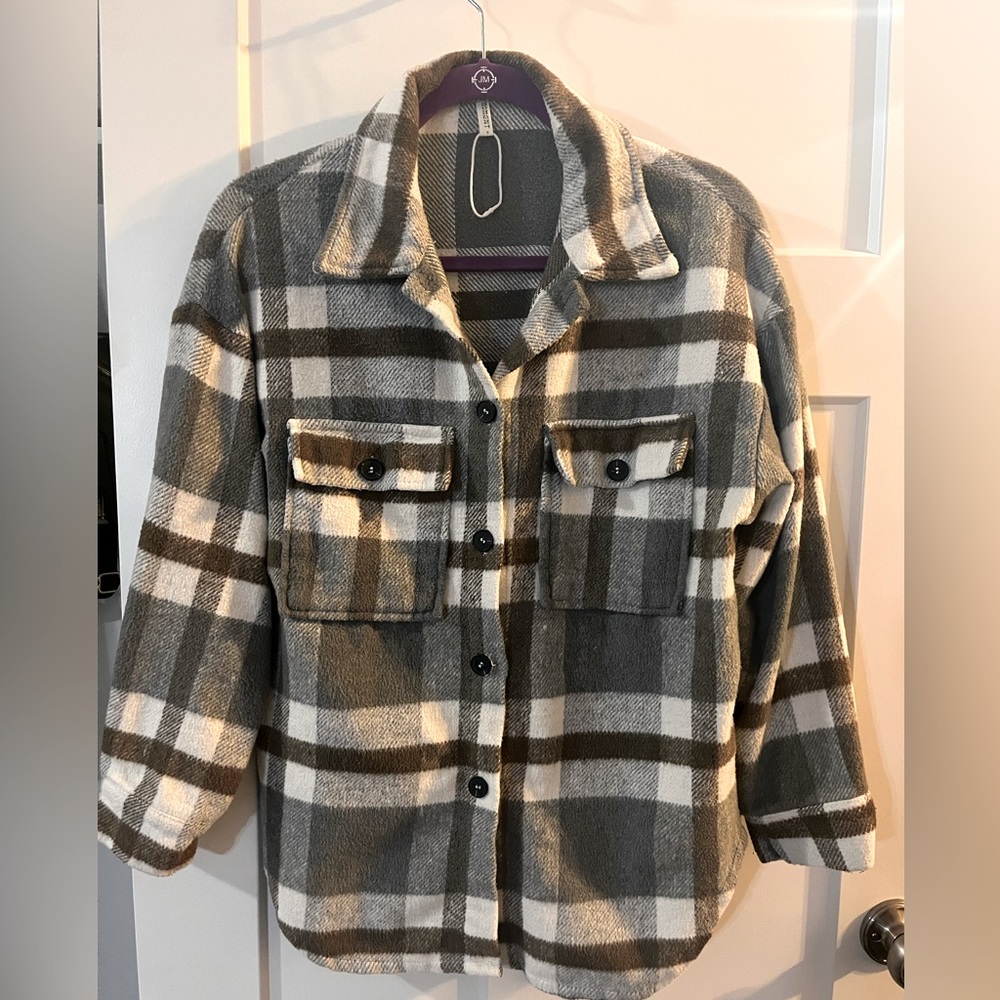 Shacket- Gray, white & brown